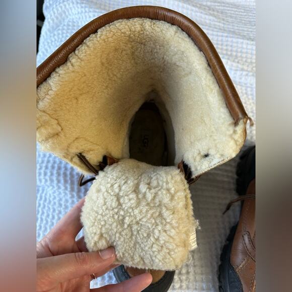 UGG Mens Butte Waterproof Leather Worchester Winter Snow Boot Size 9 - Picture 9 of 10